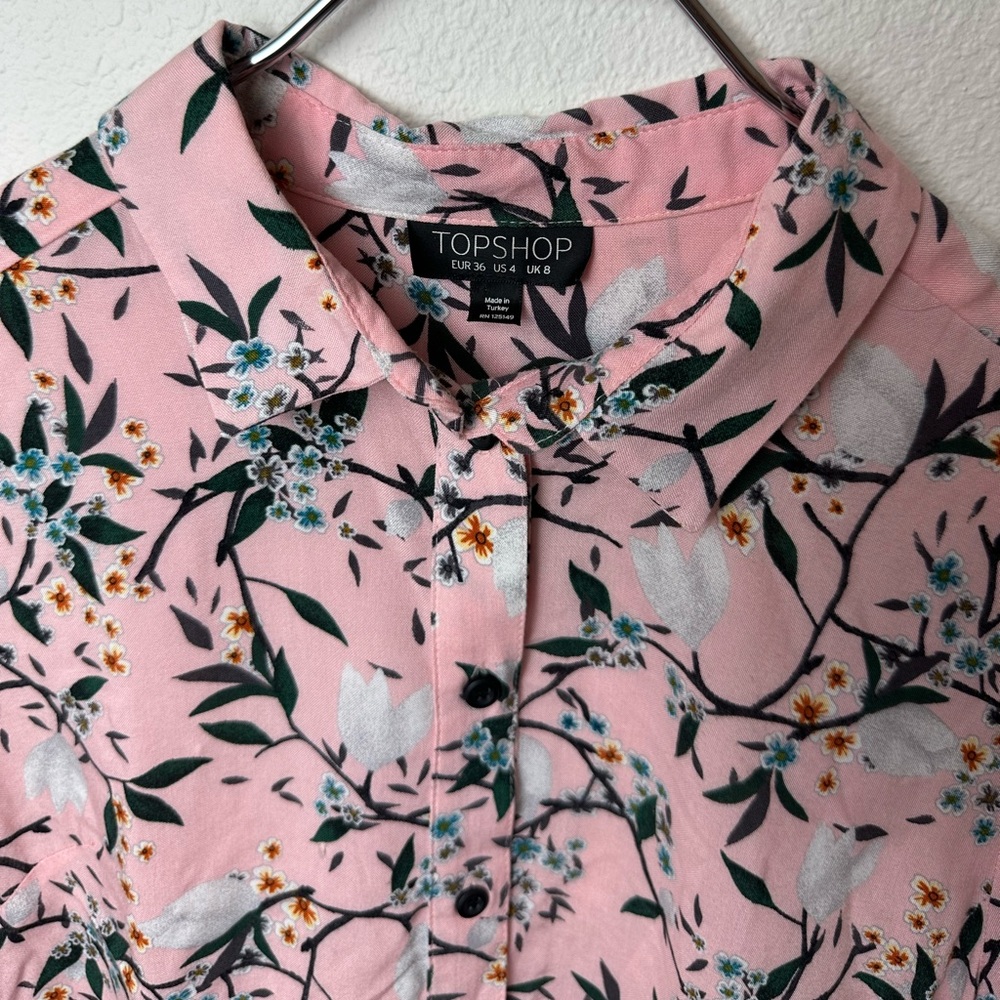 🌸EUC🌸 TOPSHOP Blossom Button Up Pink Blouse Size 4 - Picture 5 of 9